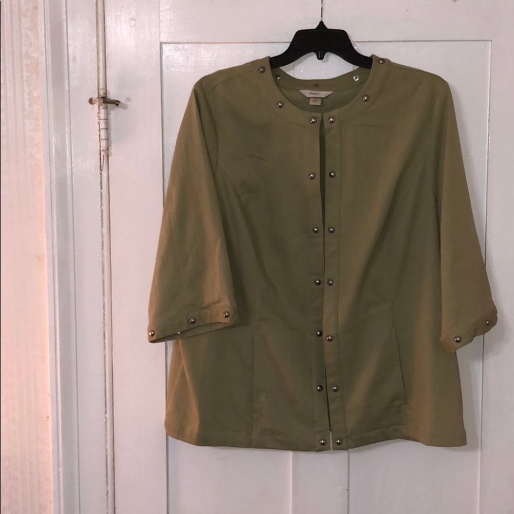 CJ Banks 3/4 Length Sleeve Jacket!!